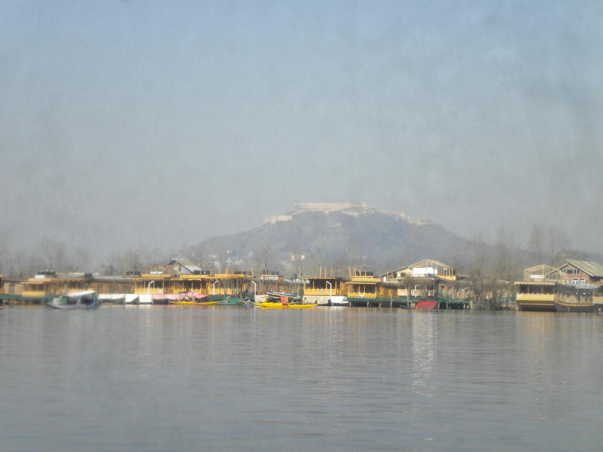 Blooming Dale Hotel Srinagar  Exterior photo